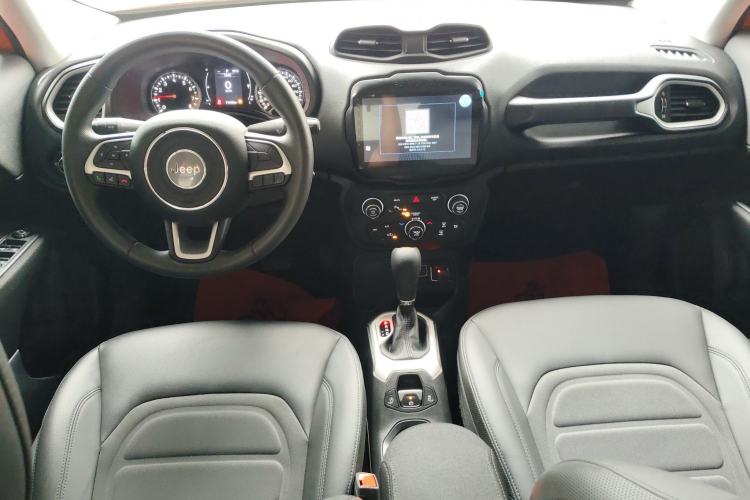 Used Jeep Renegade 2019 220T Automatic Leading Edition Center Console