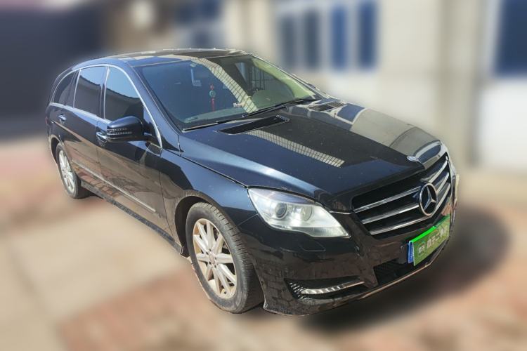 Used Mercedes-Benz R-Class 2010 R 350 L 4MATIC Front Right 45 Deg