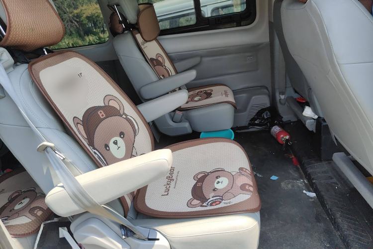 Used Ford Transit 2023 2.0T Diesel Automatic Commercial & Travel Model Mid-axle Medium Roof 7/8/9-Seater
