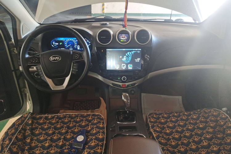 Used BYD S7 2015 2.0T Upgraded Automatic Flagship Version
