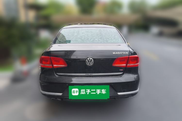 Used Volkswagen Magotan 2015 1.8TSI Advanced Model Rear