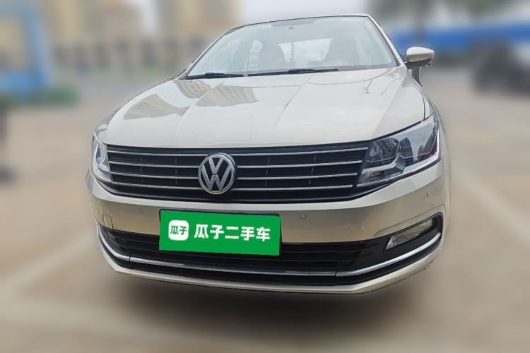 Used Volkswagen Lavida 2017 1.6L Manual Comfort Edition
