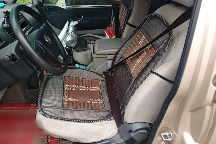 Used FORTHING Lingzhi 2017 Facelifted M3L 1.6L 7-Seater Standard Version
