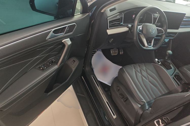 Used Volkswagen Tiguan L 2022 330TSI Automatic Two-Wheel Drive R-Line Enhanced Edition
