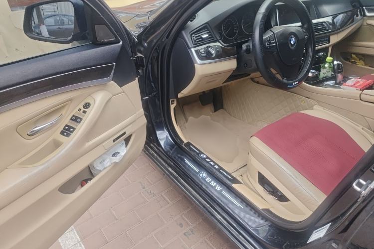 Used BMW 5 Series 2011 523Li Luxury Model