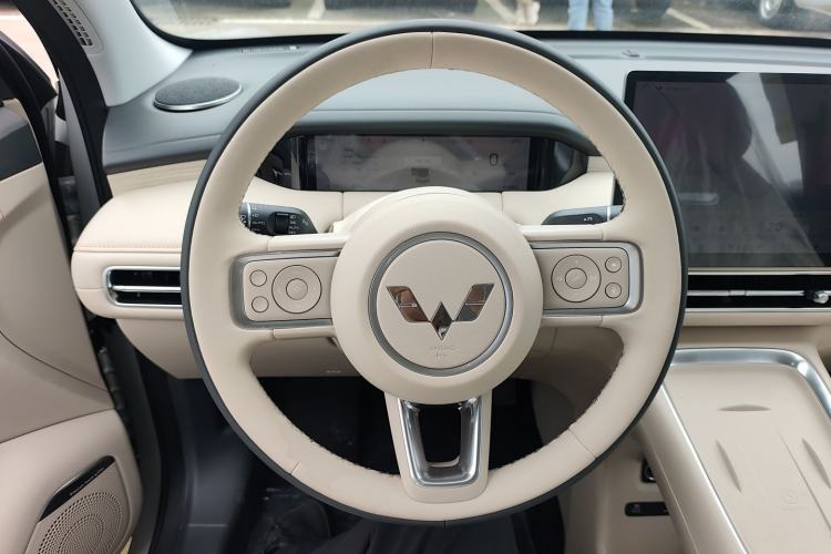Used Wuling Bingo S 2025 Model 325km Deluxe Edition Steering Wheel