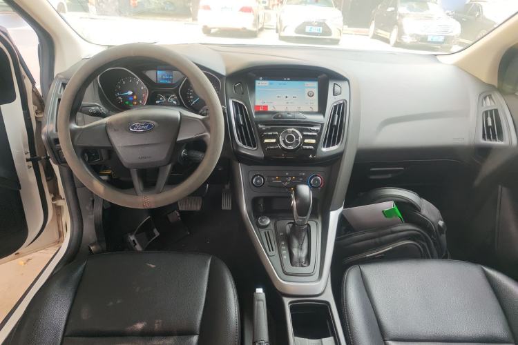 Used Ford Focus 2017 Hatchback 1.6L Automatic Comfort Plus SmartDrive Edition
