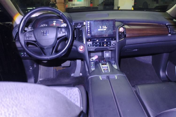 Used Honda Avancier 2017 370TURBO Four-Wheel Drive Prestige Edition Center Console