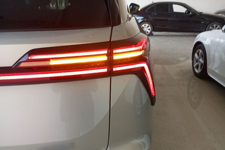 Used Wey Lanshan 2023 Four-Wheel Drive Ultra-Long Range Version
