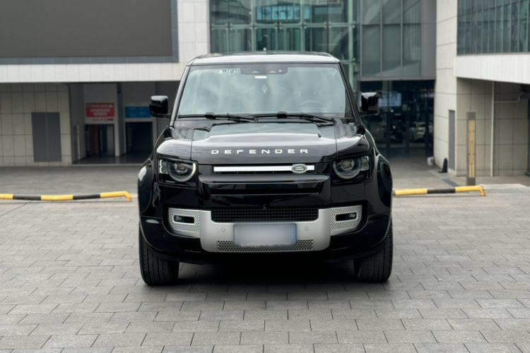Used Land Rover Defender 2023 Facelift 90 3.0T P400 XS