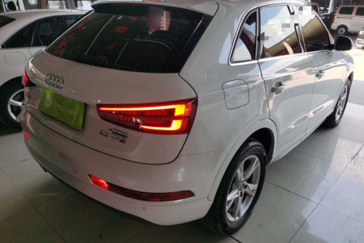 Used Audi Q3 2017 30 TFSI Fashion Model
