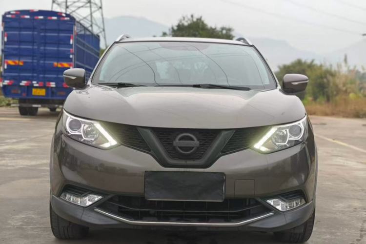 Used Nissan Qashqai 2017 2.0L CVT Elite Edition China V Standard Exterior 4