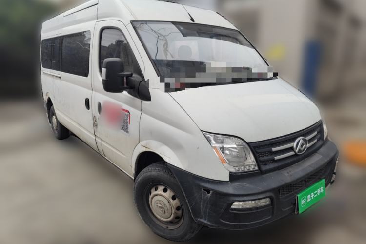 Used SAIC MAXUS Xintu V80 2019 2.5T Classic Model 6-Speed Manual Aotong Long Wheelbase Mid-Height 7-Seater