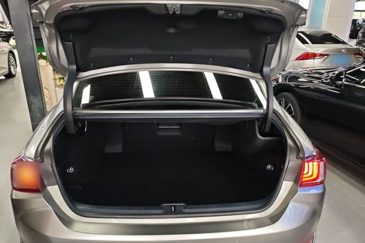 Used Lexus ES 2021 260 Excellence Edition