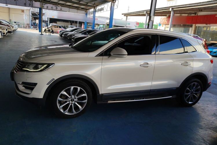 Used Lincoln MKC 2016 2.0T Two-Wheel Drive Luxury Edition
