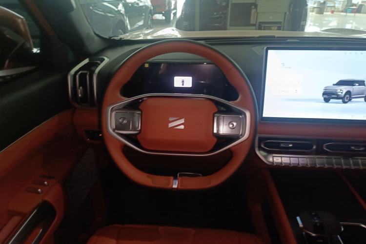 Used Dongfeng Zhengzhou Nissan Z9 2025 GT 2.3T Automatic Diesel 4x4 Smart Edition Steering Wheel