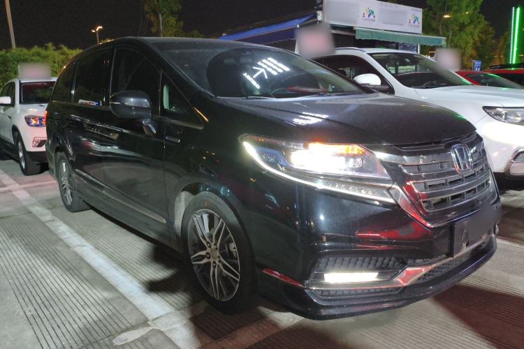 Used Honda Elysion 2019 2.0L Hybrid Luxury Edition Front Right 45 Deg