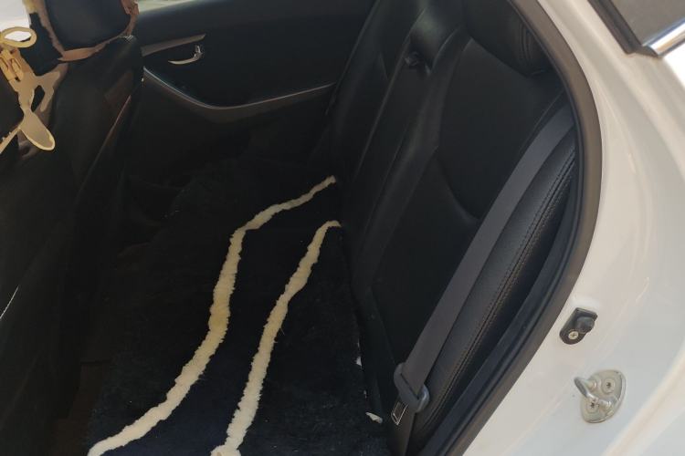 Used Hyundai Elantra (5th Generation / Langdong) 2013 1.6L Automatic Leading Model Left Rear Seat