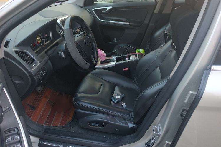 Used Volvo XC60 2017 T5 Smart Upgrade Edition
