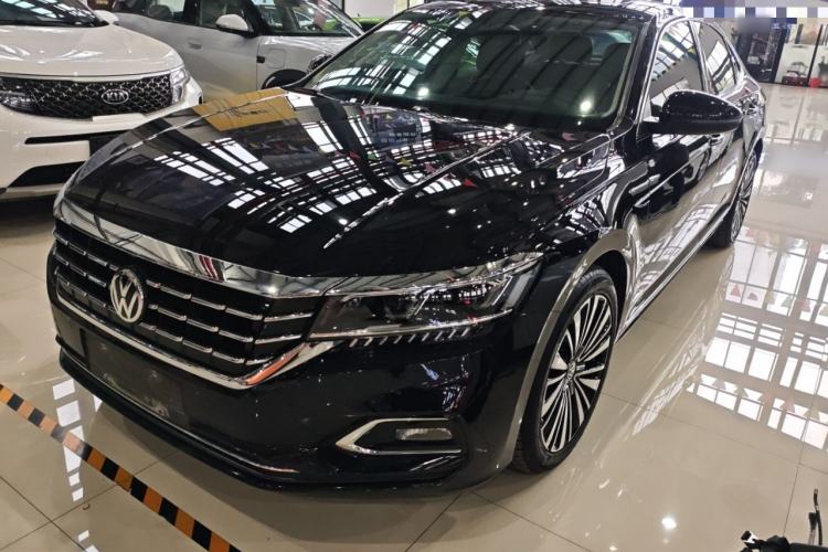 Used Volkswagen Passat 2019 330TSI Luxury Edition China VI Standard