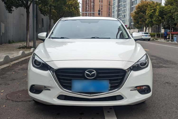 Used Mazda 3 Axela 2017 Hatchback 1.5L Automatic Luxury Model Emission Standard China V Exterior 1