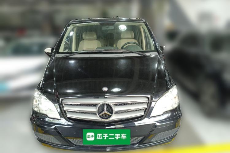 Used Mercedes-Benz Viano 2013 3.0L Comfort Edition Front