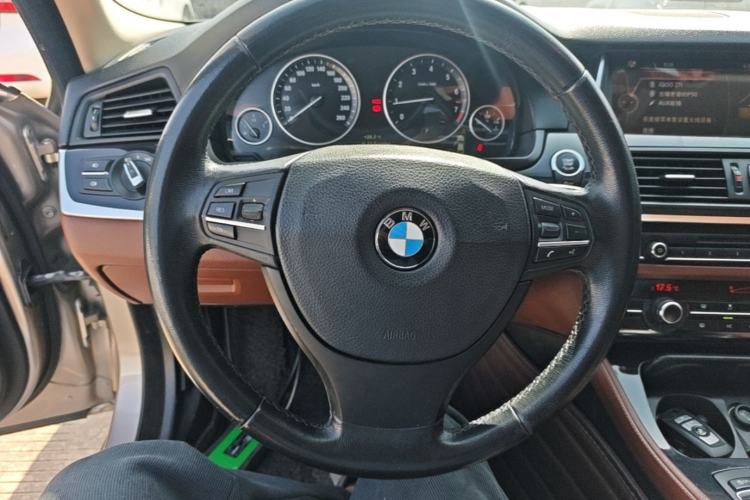 Used BMW 5 Series 2014 520Li Elegant Model Steering Wheel