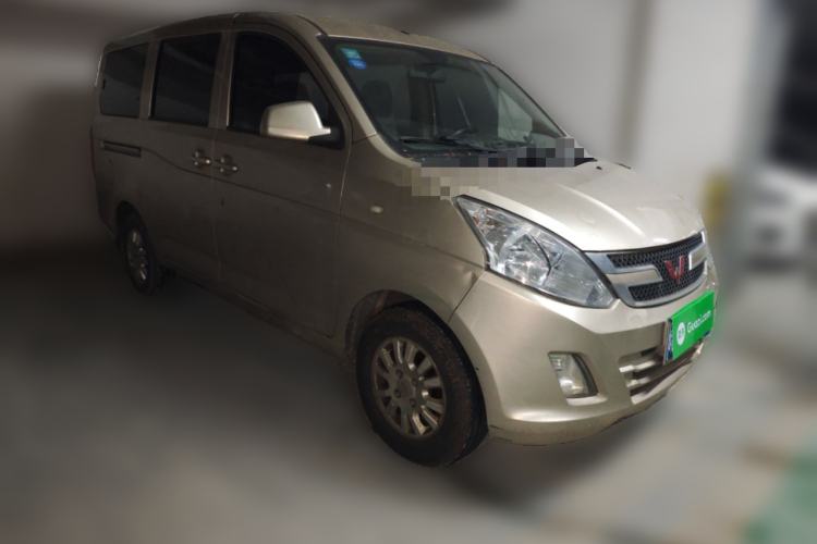 Used Wuling Rongguang V 2016 1.2L Standard Version
