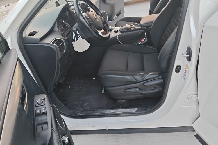 Used Lexus NX 2015 200 Front-Wheel Drive X-Trail SE Edition