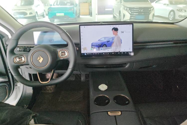 Used Baojun Enjoy 2025 Plug-in Hybrid 140km Luxury Edition