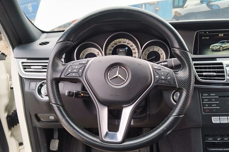 Used Mercedes-Benz E-Class 2015 Facelift E 200 L Sport Edition
