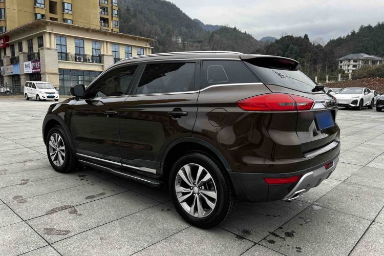 Used Geely Auto Emgrand X7 Sport 2016 2.0L Manual ZhiShang Version