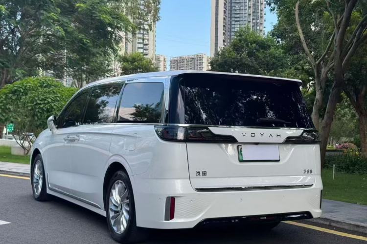 Used VOYAH Dream 2024 PHEV Extended-Range Premium Edition