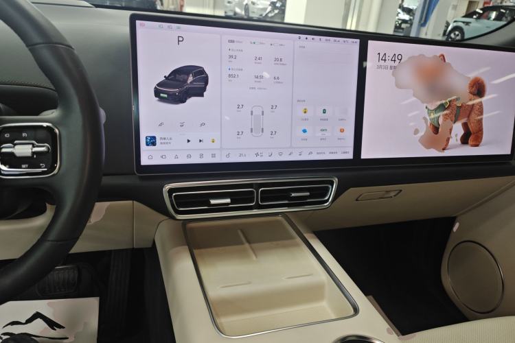 Used Li Auto L8 2023 Pro Model
