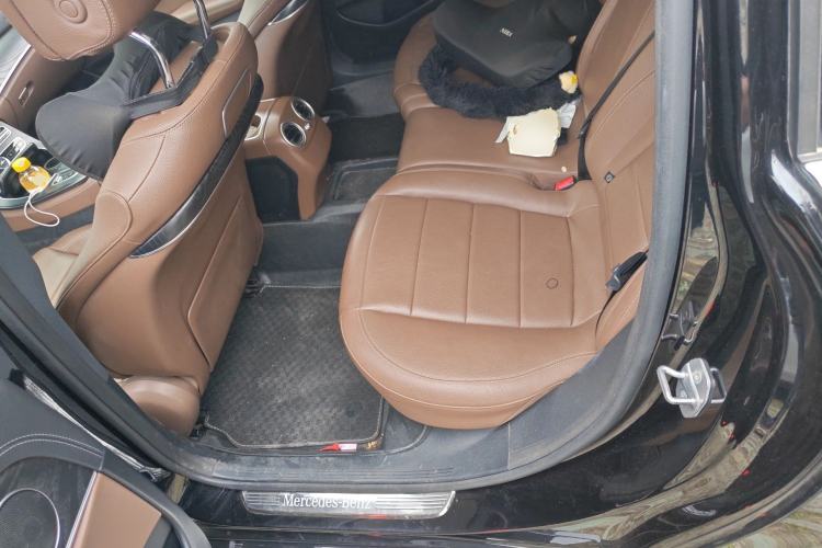 Used Mercedes-Benz E-Class 2019 E 300 L Sport Luxury Edition Left Rear Seat