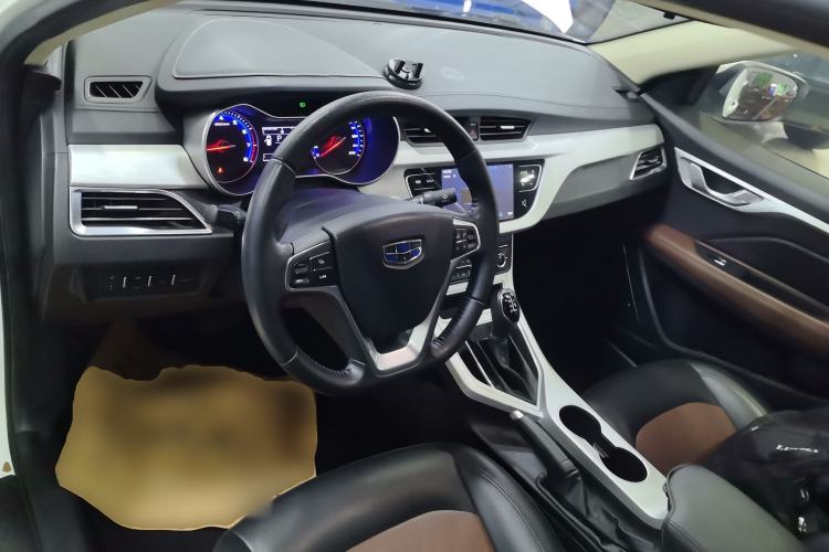 Used Geely Auto Vision 2019 Upgraded Model 1.5L CVT Luxury Version China VI Standard
