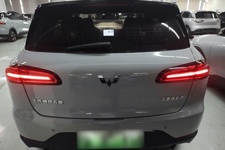Used Wuling Bingo PLUS 2024 330 km Range Five-Seater Version