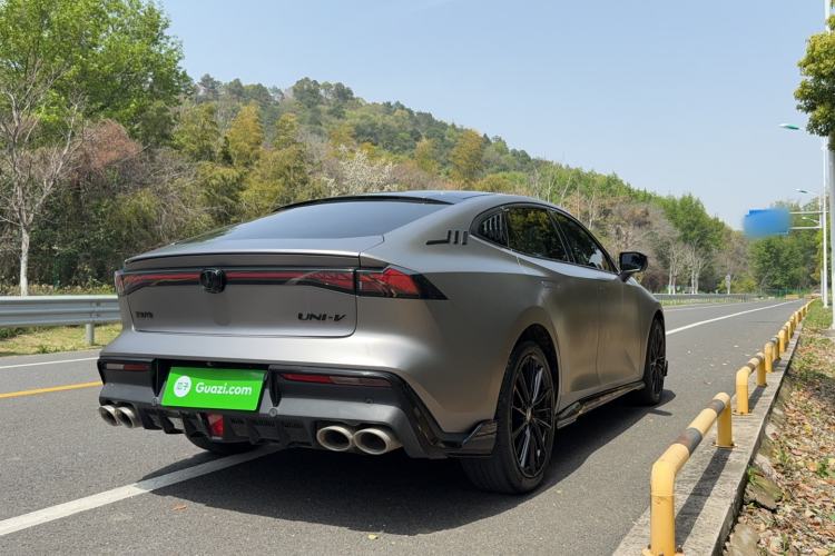 Used CHANGAN UNI-V 2022 2.0T Leading-Speed Edition Rear Right 45 Deg