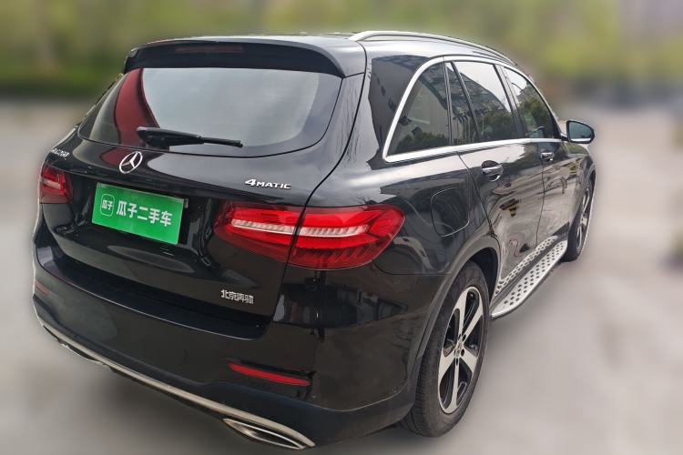 Used Mercedes-Benz GLC 2018 Facelift GLC 260 4MATIC Luxury Edition
