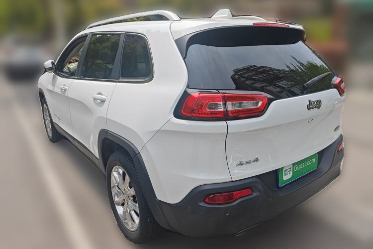 Used Jeep Cherokee 2014 2.4L Luxury Edition Rear Left 45 Deg