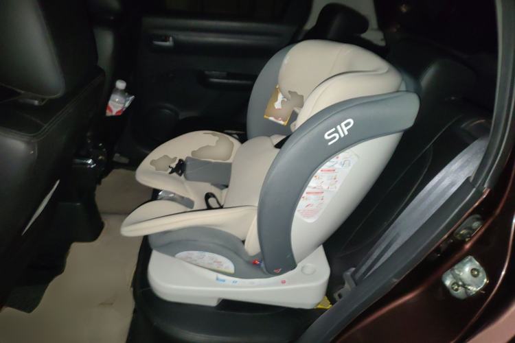 Used Suzuki Swift 2011 1.5L Automatic Fashion Edition
