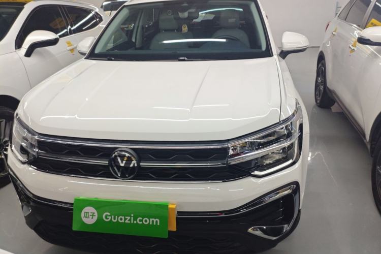 Used Volkswagen Tharu 2023 300TSI Two-Wheel-Drive Moonlight Edition