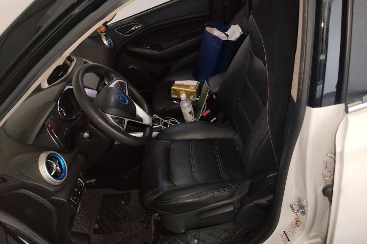 Used BYD Yuan New Energy 2018 EV360 Smart Connected Cool Model Left Front Seat