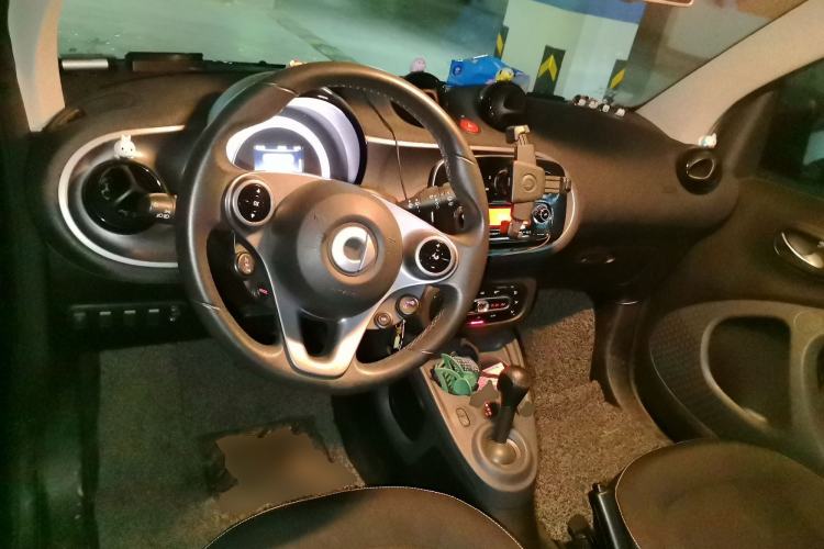 Used smart fortwo 2018 1.0L 52kW Hardtop Passion Edition China V Standard