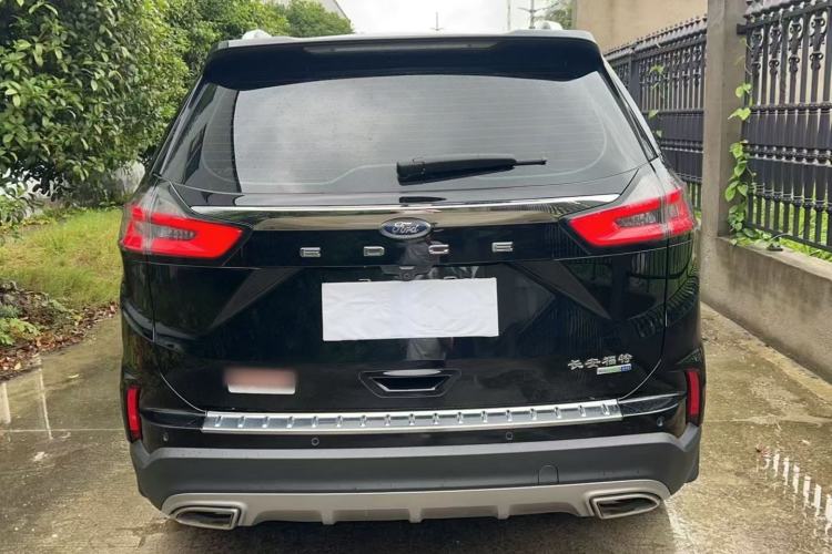 Used Ford Edge 2022 PLUS EcoBoost 245 Four-Wheel Drive Platinum Edition 7-Seater