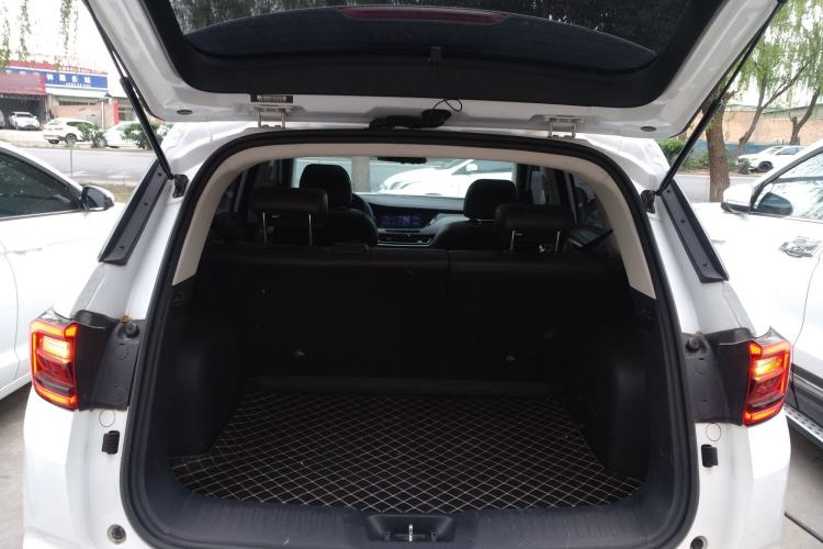 Used CHANGAN CS35PLUS 2019 1.4T DCT CoolLink Blue Whale Edition Trunk