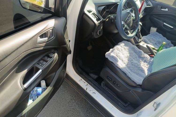 Used Ford Kuga 2015 2.0L GTDi Four-Wheel Drive Prestige Model Driver Seat