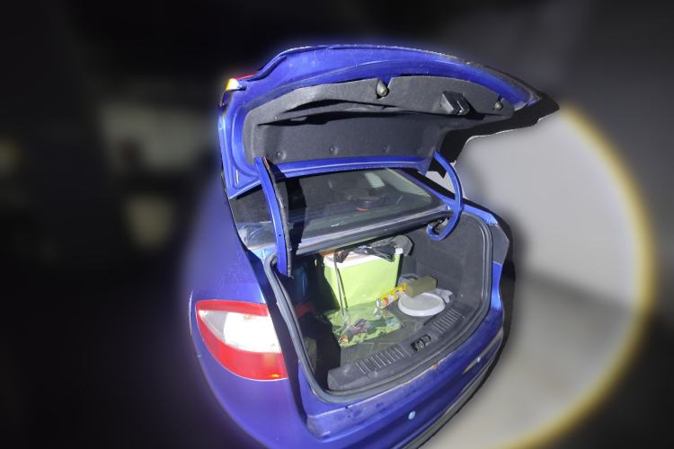 Used Ford Fiesta 2013 Sedan 1.5L Automatic Fashion Edition Trunk