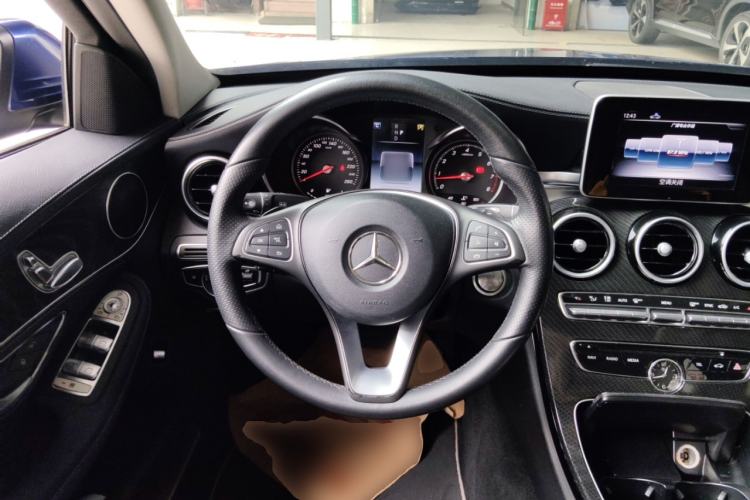 Used Mercedes-Benz C-Class 2017 Restyled C 180 L Fashion Edition Sport Version Steering Wheel