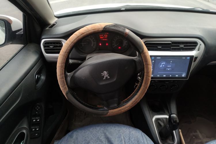 Used Peugeot 301 2014 1.6L Manual Comfort Edition Steering Wheel